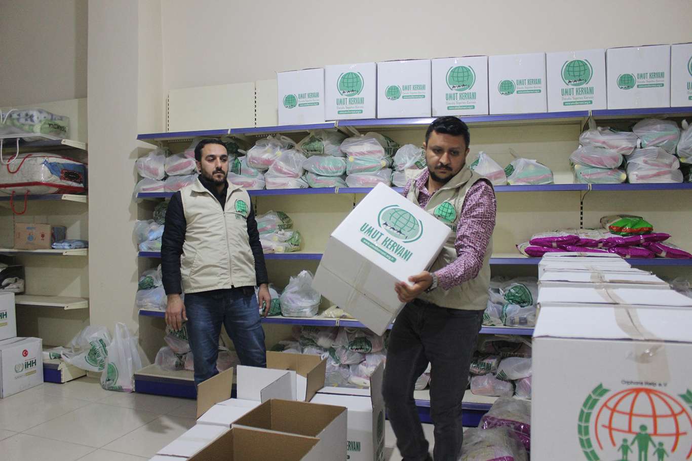 Cizre Umut Kervanından Ramazan ayı öncesi hayırseverlere yardım çağrısı Cizre Umut Kervanından Ramazan ayı öncesi hayırseverlere yardım çağrısı